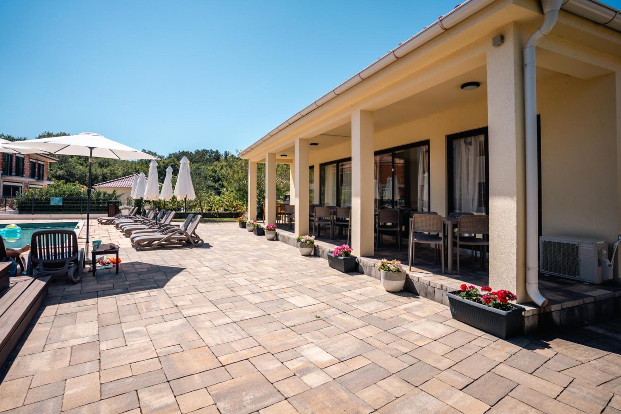 Vsg Resort - Relaxing Apartments, 200M From The Sea, With Pool, Sauna & Jacuzzi Klimno Kültér fotó